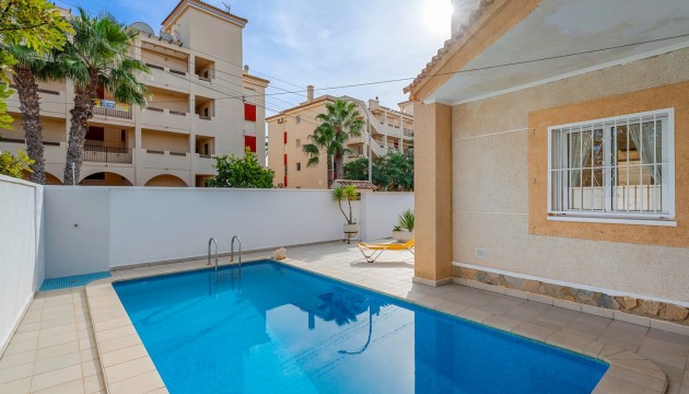 Resale - Detached Villa - Orihuela Costa - Playa Flamenca