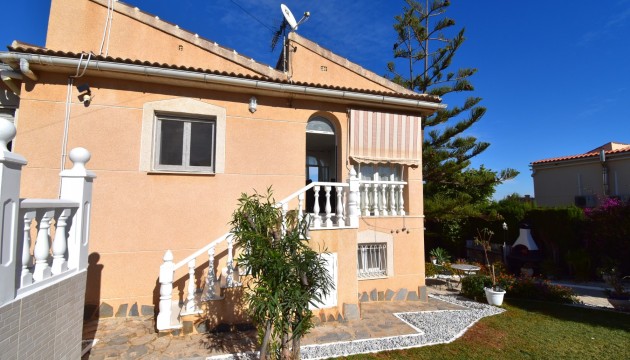 Перепродажа - отдельная вилла - Orihuela Costa - Los Balcones