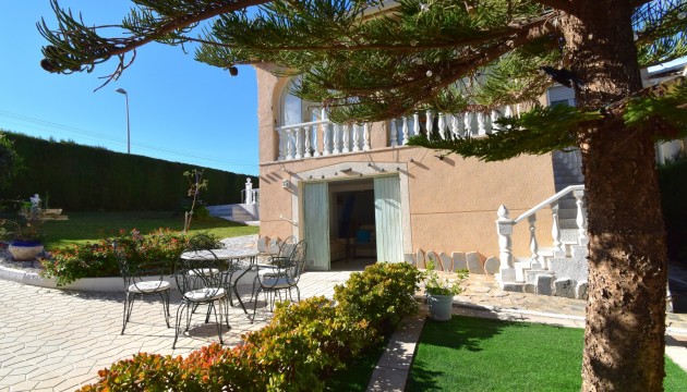 Перепродажа - отдельная вилла - Orihuela Costa - Los Balcones