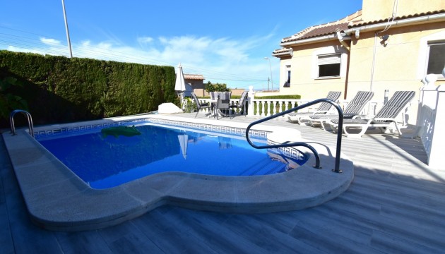 Перепродажа - отдельная вилла - Orihuela Costa - Los Balcones