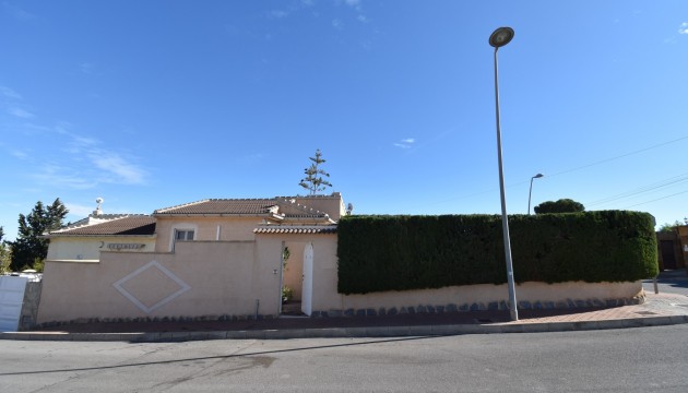 Перепродажа - отдельная вилла - Orihuela Costa - Los Balcones