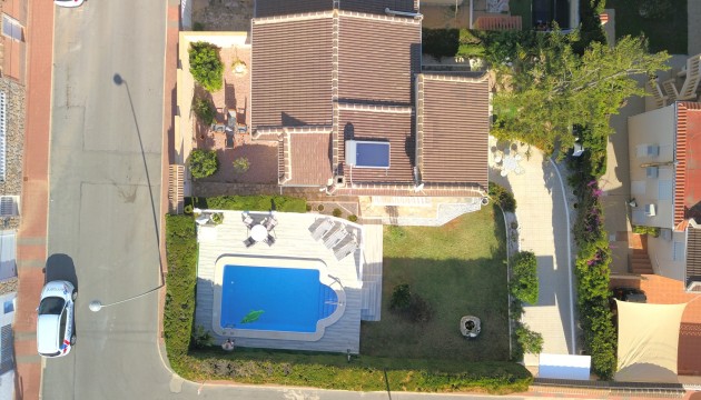 Перепродажа - отдельная вилла - Orihuela Costa - Los Balcones