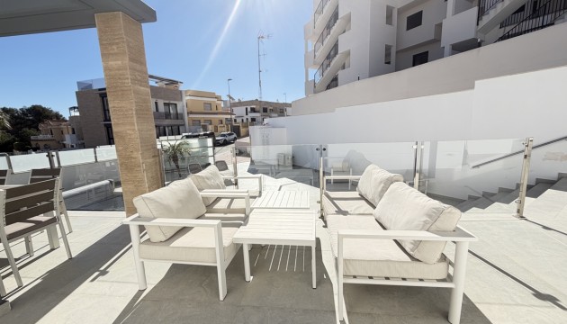 Перепродажа - отдельная вилла - Orihuela Costa - Villamartín