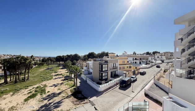 Перепродажа - отдельная вилла - Orihuela Costa - Villamartín