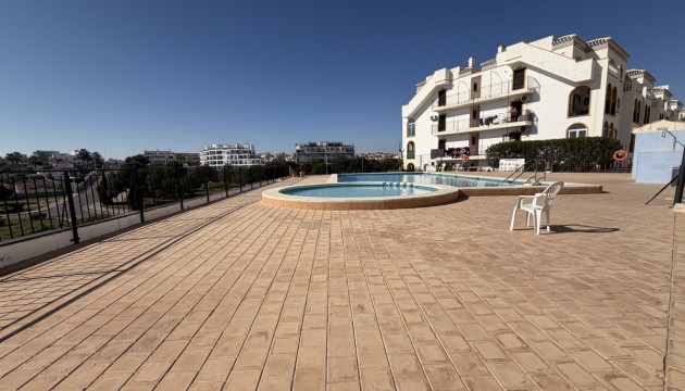 Перепродажа - Квартира - Orihuela Costa - La Zenia
