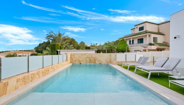 Resale - Detached Villa - Algorfa