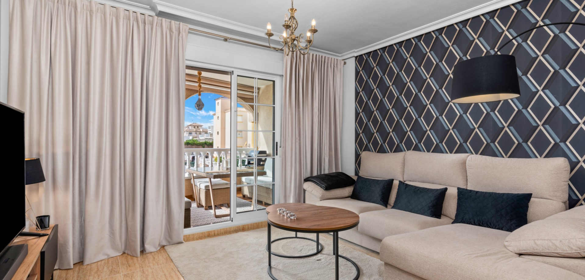 Apartment in Villamartin - Image 4