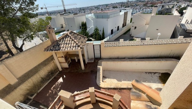 Перепродажа - отдельная вилла - Orihuela Costa - Villamartín