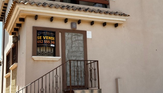 Перепродажа - отдельная вилла - Orihuela Costa - Villamartín