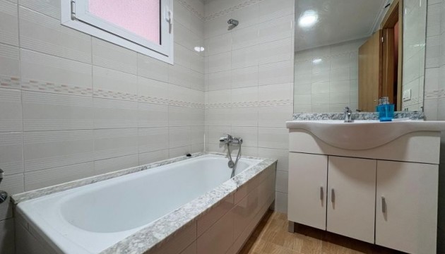 Videresalg - Leilighet - Torrevieja