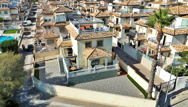 Resale - Detached Villa - Orihuela Costa - Playa Flamenca