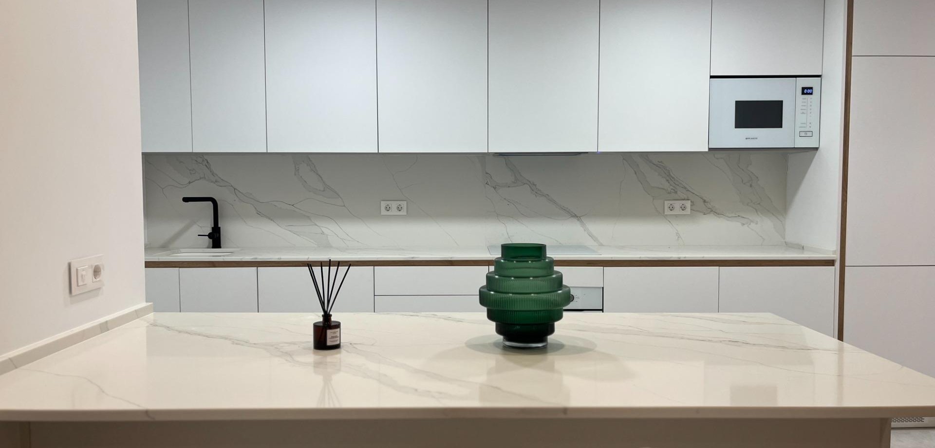 Apartment in Torrevieja - Image 2