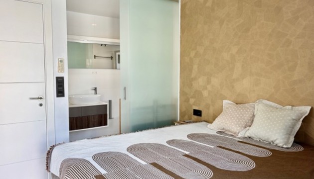 Перепродажа - отдельная вилла - Orihuela Costa - Cabo Roig