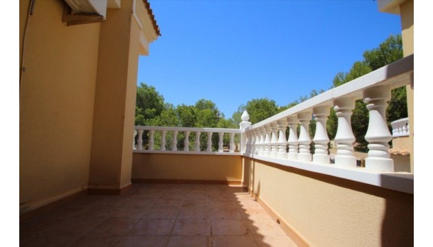 Перепродажа - отдельная вилла - Orihuela Costa - Villamartín