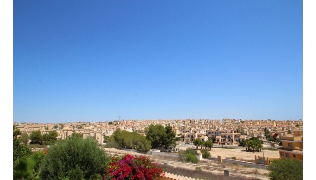 Перепродажа - отдельная вилла - Orihuela Costa - Villamartín