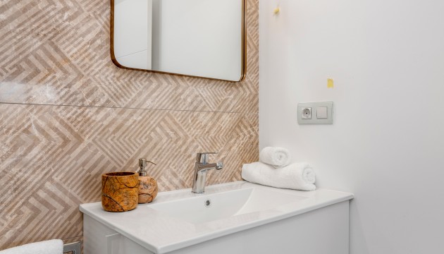 Reventa - Apartamento - San Miguel de Salinas