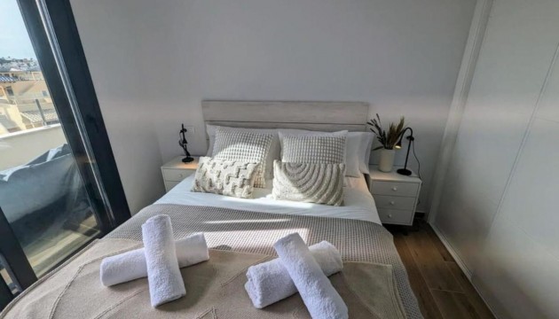 Resale - Apartment - Orihuela Costa - Villamartín