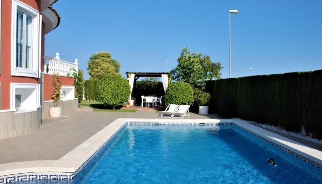 Перепродажа - отдельная вилла - Rojales - Centro de la Ciudad Quesada