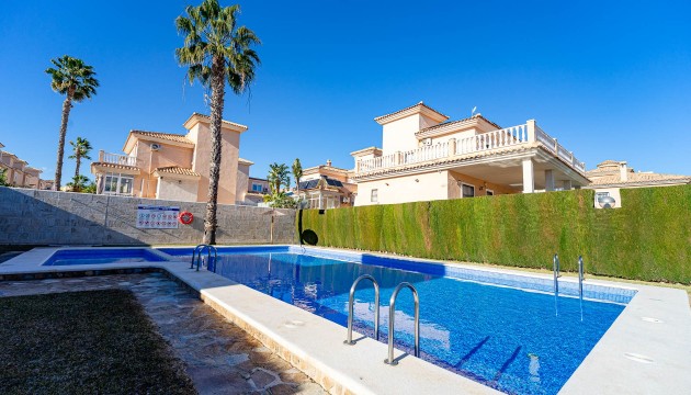 Перепродажа - Таунхаус - Orihuela Costa - Punta Prima