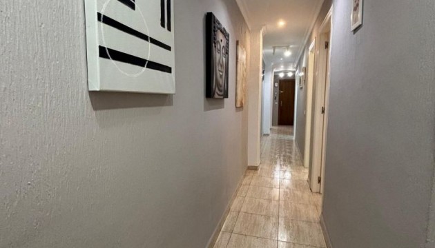 Перепродажа - Квартира - Torrevieja