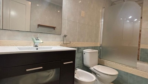 Перепродажа - Квартира - Torrevieja