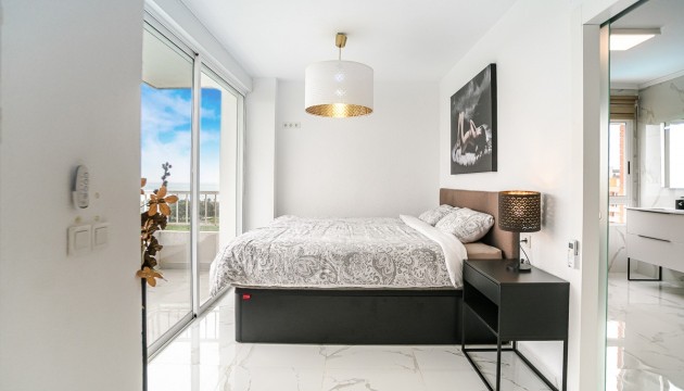 Перепродажа - Квартира - Torrevieja - Punta Prima