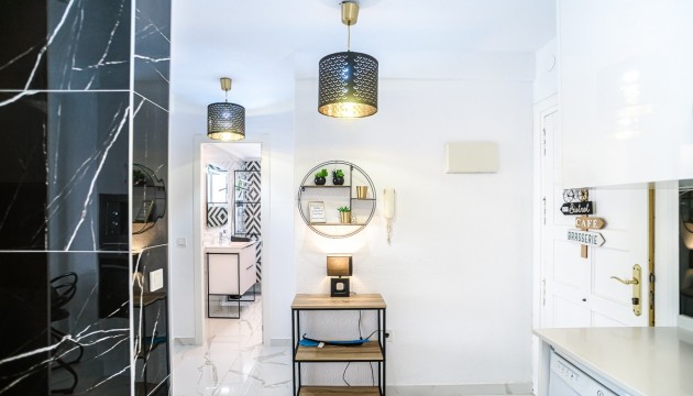 Перепродажа - Квартира - Torrevieja - Punta Prima