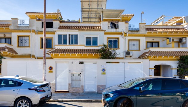 Перепродажа - Таунхаус - Torrevieja
