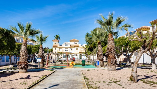 Перепродажа - Таунхаус - Torrevieja