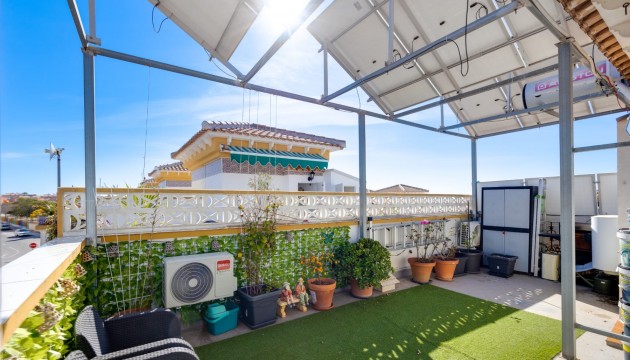 Перепродажа - Таунхаус - Torrevieja