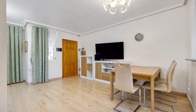 Перепродажа - Таунхаус - Torrevieja