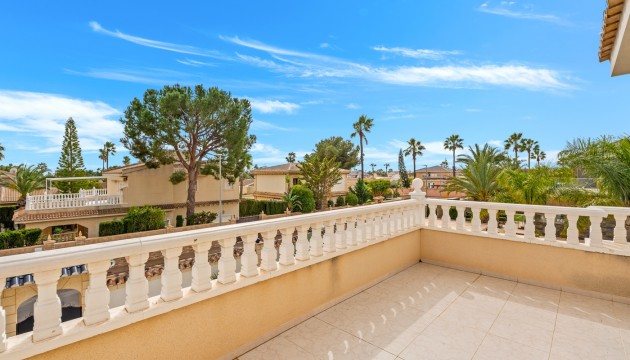 Перепродажа - отдельная вилла - Ciudad Quesada