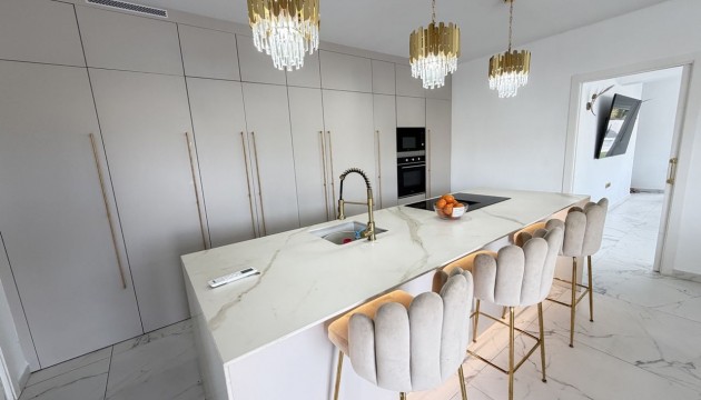 Перепродажа - отдельная вилла - Orihuela Costa - Villamartín