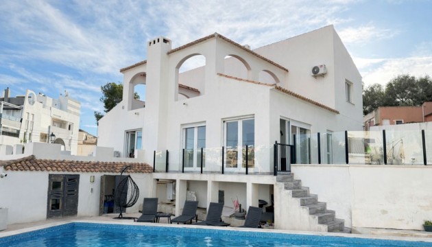 Перепродажа - отдельная вилла - Orihuela Costa - Villamartín