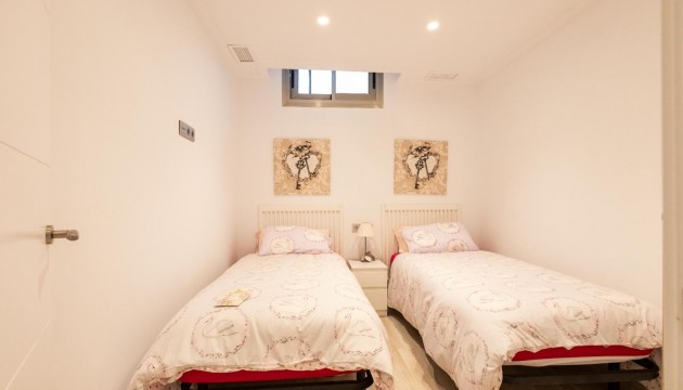 Перепродажа - отдельная вилла - Orihuela Costa - Villamartín