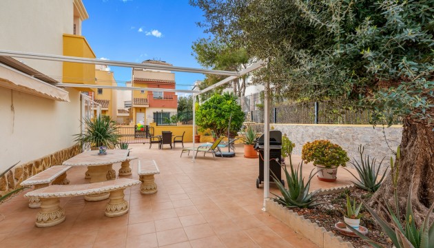 Перепродажа - Таунхаус - Orihuela Costa - Villamartín