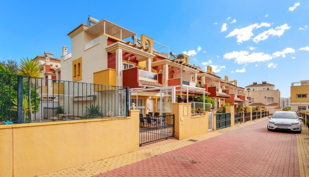 Перепродажа - Таунхаус - Orihuela Costa - Villamartín