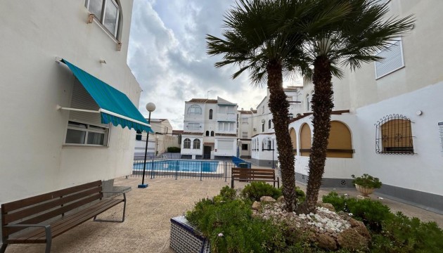 Перепродажа - Квартира - Torrevieja - El Acequión - Los Náufragos
