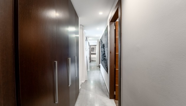 Resale - Apartment - Torrevieja