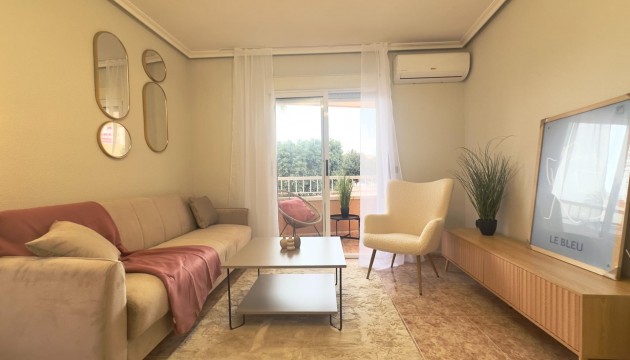 Resale - Apartment - Torrevieja - Playa de los Locos