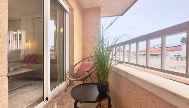 Resale - Apartment - Torrevieja - Playa de los Locos