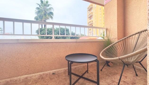 Resale - Apartment - Torrevieja - Playa de los Locos