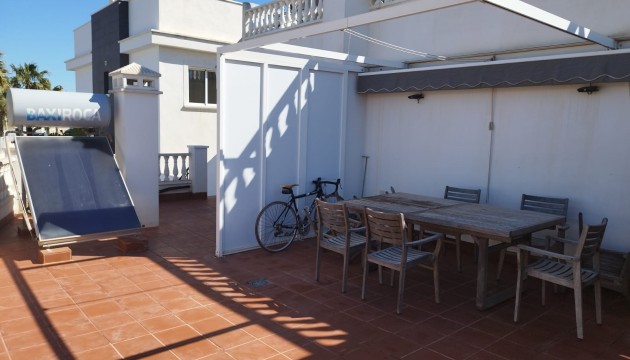 Resale - Bungalow - Torrevieja - Nueva Torrevieja - Aguas Nuevas