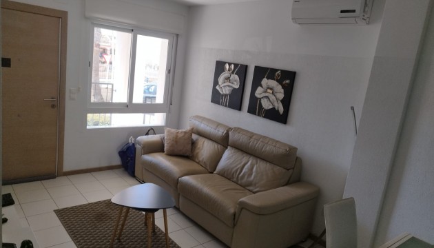 Resale - Bungalow - Torrevieja - Nueva Torrevieja - Aguas Nuevas