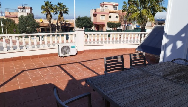 Resale - Bungalow - Torrevieja - Nueva Torrevieja - Aguas Nuevas