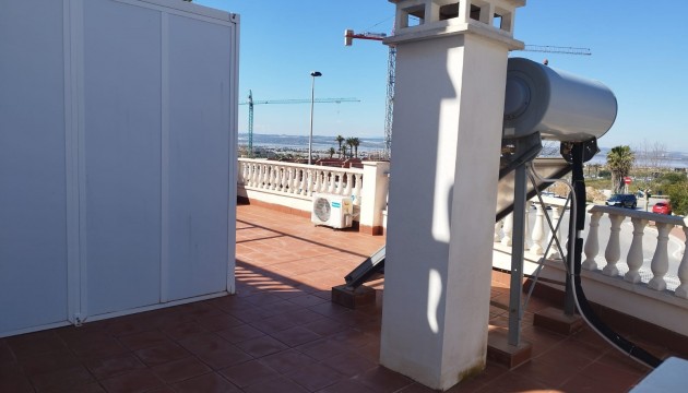 Resale - Bungalow - Torrevieja - Nueva Torrevieja - Aguas Nuevas
