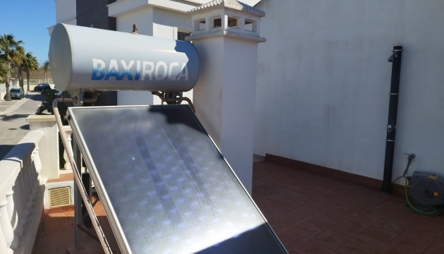 Resale - Bungalow - Torrevieja - Nueva Torrevieja - Aguas Nuevas