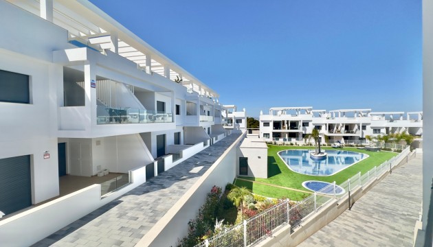 Begagnad - Bungalow - Torrevieja - Los Balcones - Los Altos del Edén