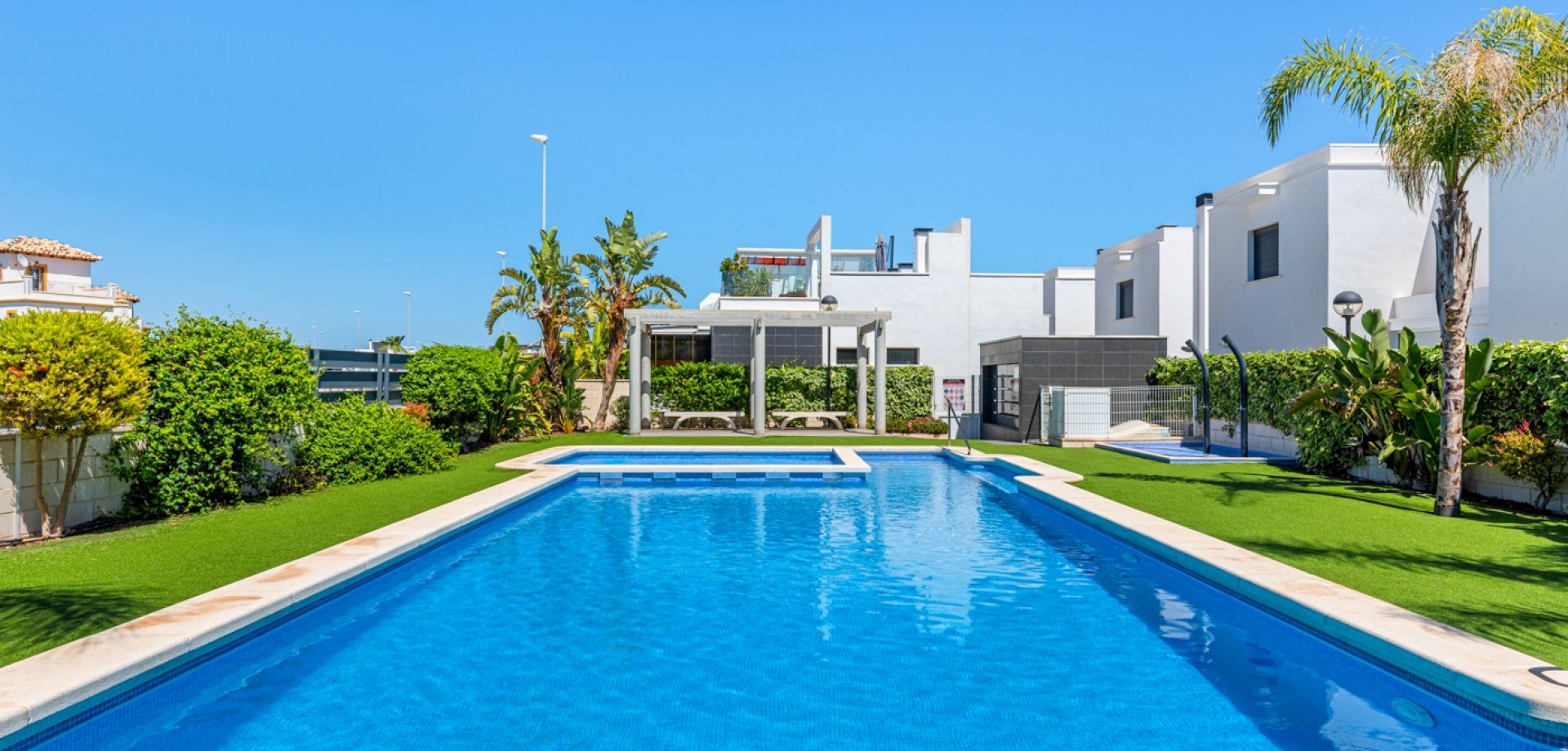 Apartment in Dehesa de Campoamor - view 1