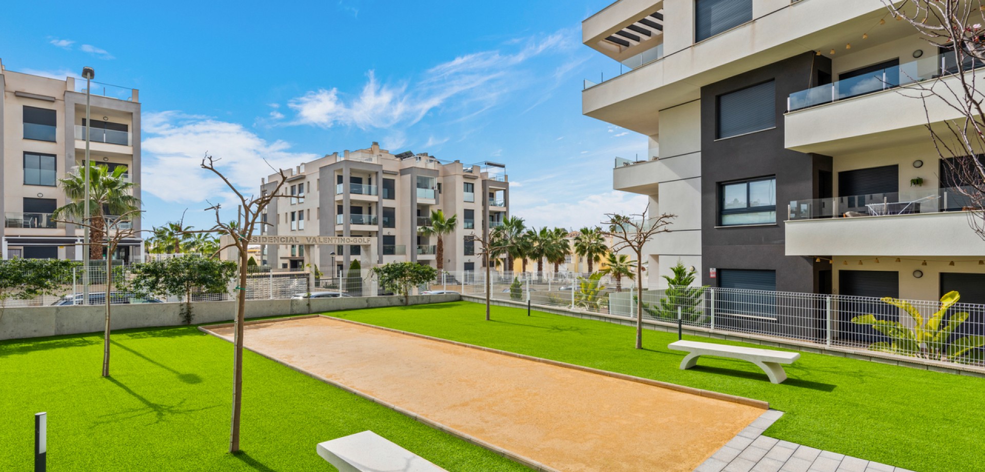 Apartment in Villamartin - Image 4